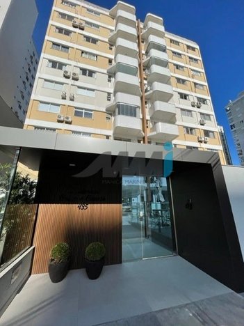 apartment em 2300, Centro - Balneário Camboriú - SC
