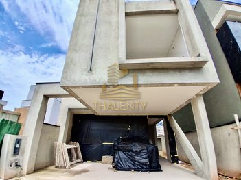 house em Rua Irma Schreiner Maran, Santa Cândida - Curitiba - PR