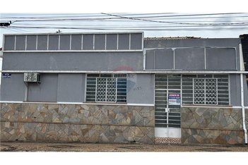 house em Rua Siqueira Campos, Centro - Pirassununga - SP