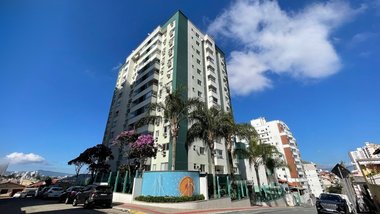 apartment em Rua Manoel Loureiro, Barreiros - São José - SC