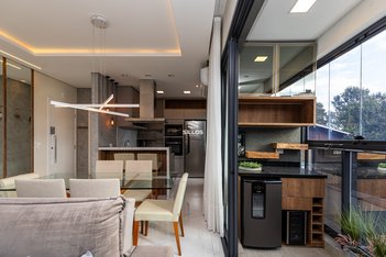 apartment em Rua Menezes Dória, Hugo Lange - Curitiba - PR