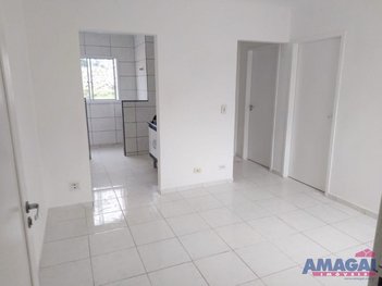 apartment em Avenida José Theodoro de Siqueira, Bairro do Colonia - Jacareí - SP