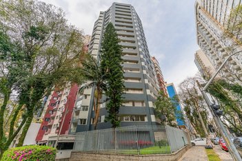 apartment em Avenida Iguaçu, Água Verde - Curitiba - PR