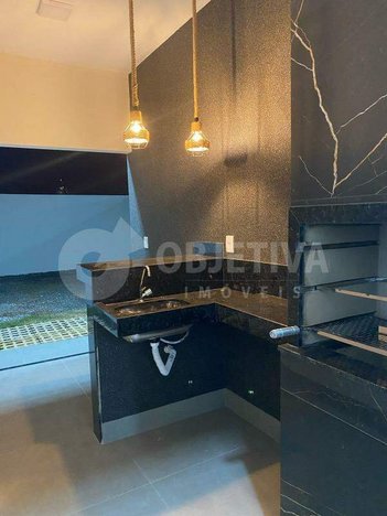 house em Rua Genuína de Oliveira, Shopping Park - Uberlândia - MG