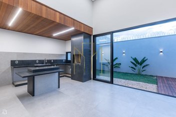 house em Rua Dinarte José Pereira, Novo Mundo - Uberlândia - MG