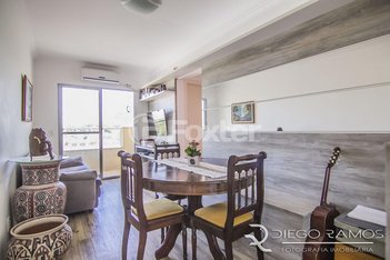 apartment em Rua Tenente Ary Tarrago, Jardim Itu - Porto Alegre - RS