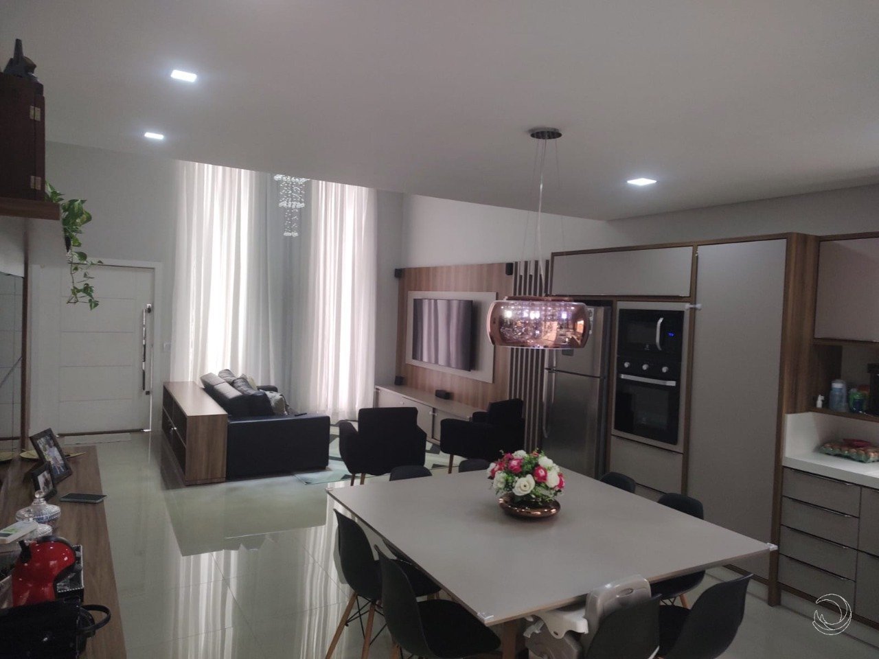 area interna sala e cozinha