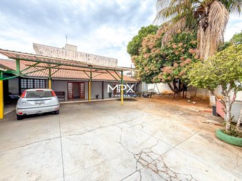 house em Avenida Barão de Valença, Vila Rezende - Piracicaba - SP