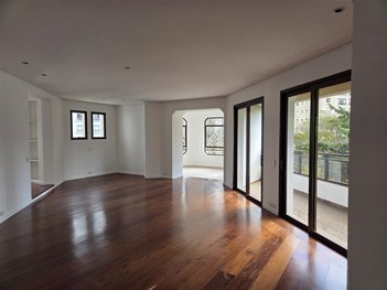 apartment em Praça Pereira Coutinho, Vila Nova Conceição - São Paulo - SP