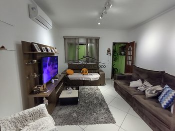 house em Rua Benedito Geraldo de Carvalho, Vila Municipal I - Guaratinguetá - SP