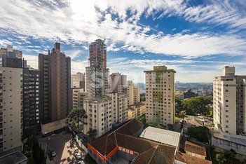 apartment em Rua Romédio Dorigo, Água Verde - Curitiba - PR