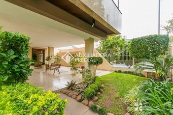 apartment em Rua Jataí, Cristal - Porto Alegre - RS