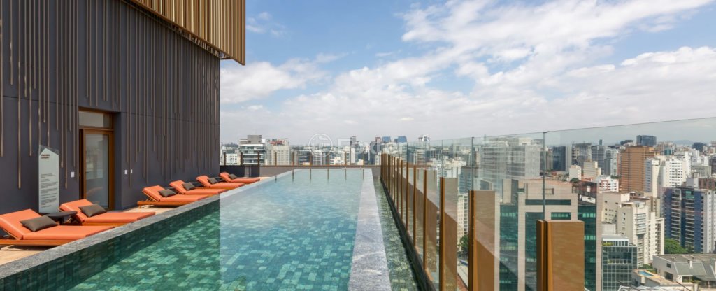 piscina-com-vista-panoramica-na-cobertura