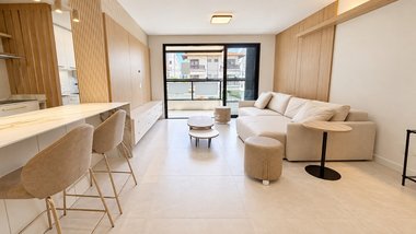 apartment em Rua dos Polvos, Jurerê - Florianópolis - SC