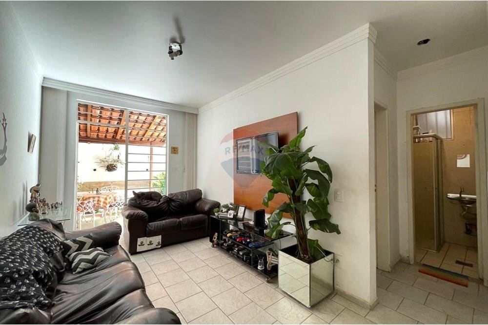 Apartamento com 2 quartos — Sagrada Família, Belo Horizonte