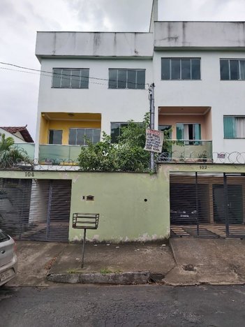 house em Rua Tomaz Rocha Machado, Linda Vista - Contagem - MG