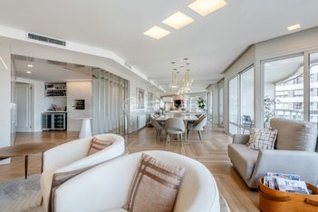 apartment em Rua Carlos Trein Filho, Auxiliadora - Porto Alegre - RS