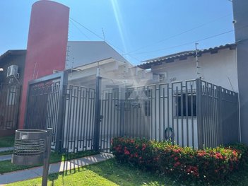 house em Avenida Antônio Teodorowic, Carandá Bosque - Campo Grande - MS