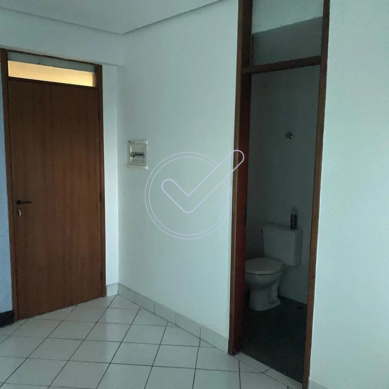 WhatsApp Image 2025-04-06 at 09.32