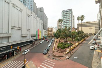 apartment em Rua Doutor Flores, Centro Histórico - Porto Alegre - RS
