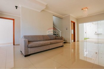 house em Avenida Três de Março, Aparecidinha - Sorocaba - SP