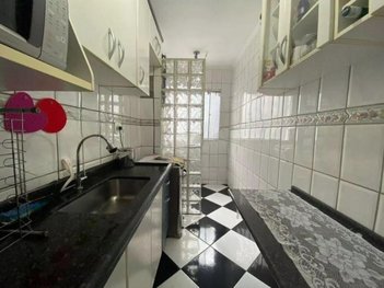 apartment em Rua Particular de Outono, Vila Carmosina - São Paulo - SP