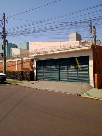 house em Rua Cerqueira César, Jardim Sumaré - Ribeirão Preto - SP