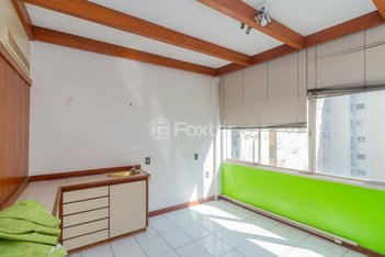 office em Rua dos Andradas, Centro Histórico - Porto Alegre - RS