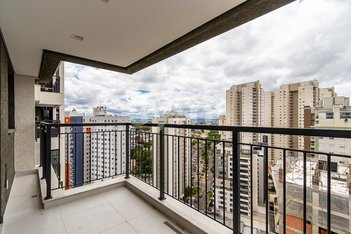 apartment em Avenida Presidente Affonso Camargo, Cristo Rei - Curitiba - PR