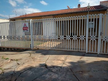 house em Rua Jardinópolis, Jardim Alvorada - Londrina - PR