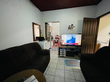house em Rua Celeste Castanha de Barros, Cafezal - Londrina - PR