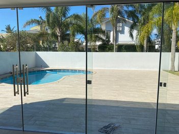 house em dos Botos, Jurerê Internacional - Florianópolis - SC