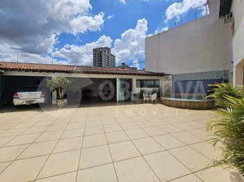 house em Rua Olegário Maciel, Centro - Uberlândia - MG