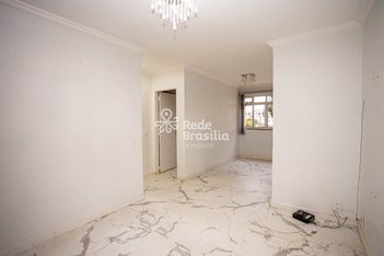 apartment em QI 6 Bloco P, Guará II - Brasília - DF