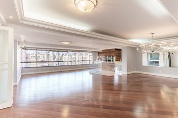 apartment em Rua Carlos Trein Filho, Auxiliadora - Porto Alegre - RS