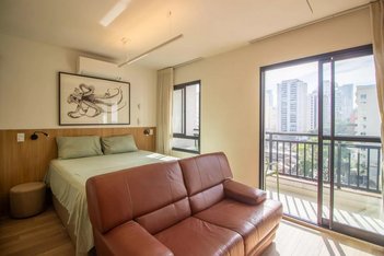apartment em Rua Cardeal Arcoverde, Pinheiros - São Paulo - SP