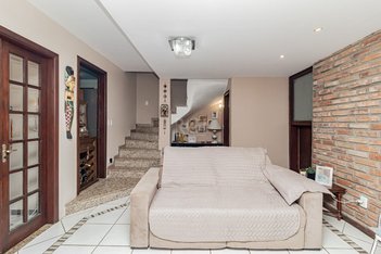 house em Irmao Inocencio Luis, Jardim Sabará - Porto Alegre - RS