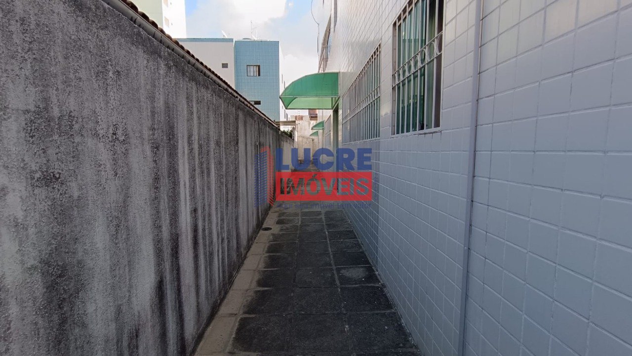 WhatsApp Image 2025-12-03 at 09.53