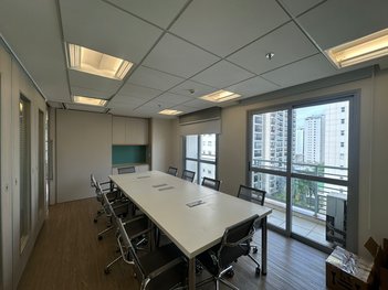 office em Alameda dos Maracatins, Indianópolis - São Paulo - SP