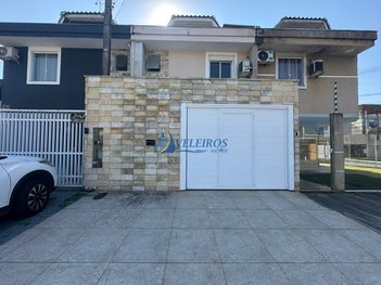 house em Rua Treze de Maio, Estradinha - Paranaguá - PR