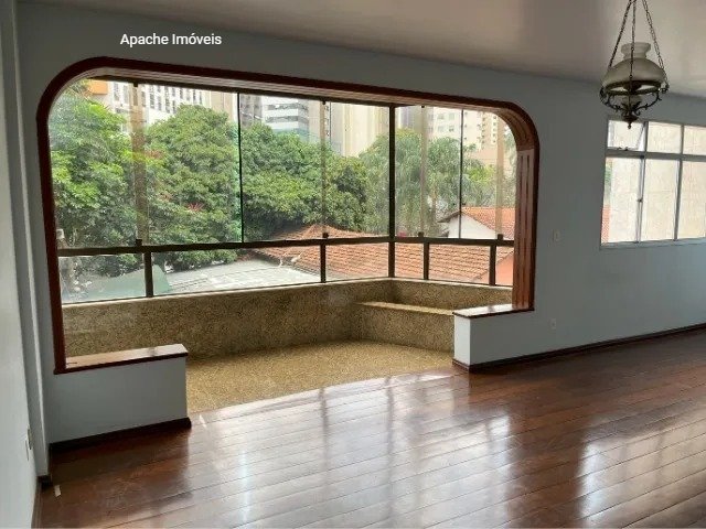 Apartamento com 4 quartos — Savassi, Belo Horizonte