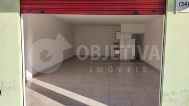 business em Avenida Comendador Alexandrino Garcia, Marta Helena - Uberlândia - MG