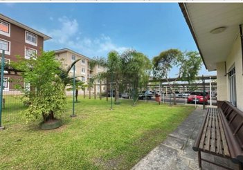 apartment em Rua Ângelo Tozim, Campo de Santana - Curitiba - PR