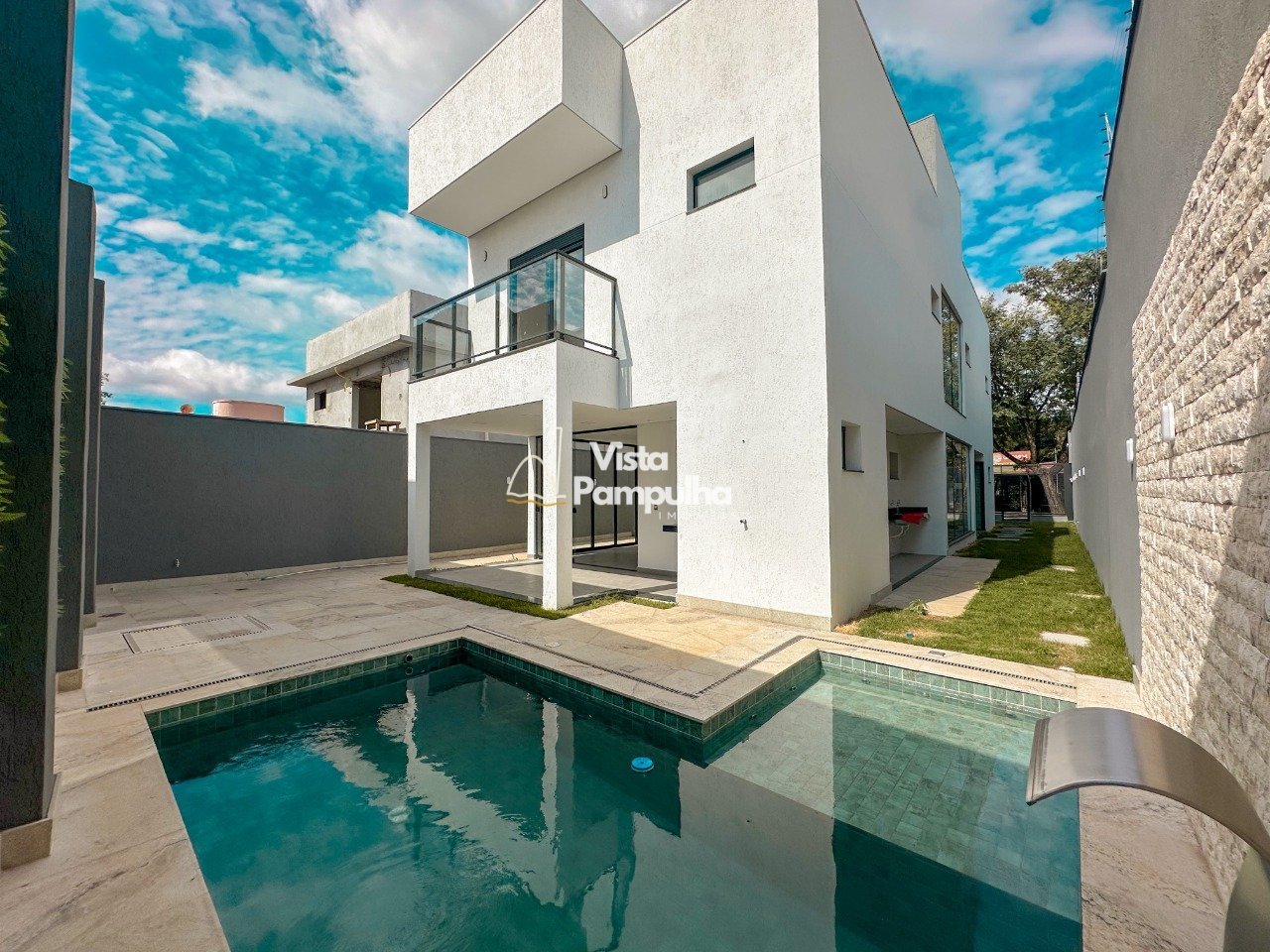 Casa com 4 quartos — Trevo, Belo Horizonte