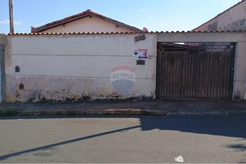 house em Rua Rússia, Jardim Raquel - Itapira - SP
