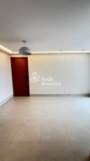 apartment em Quadra 302 Conjunto 12, Samambaia Norte (Samambaia) - Brasília - DF