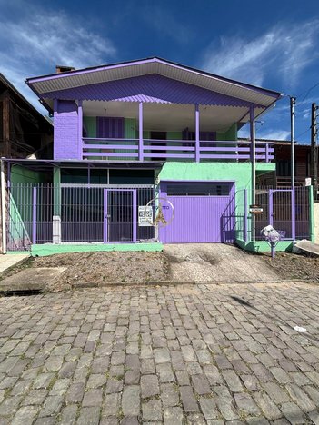 house em Rua da Vitória, São Victor COHAB - Caxias do Sul - RS