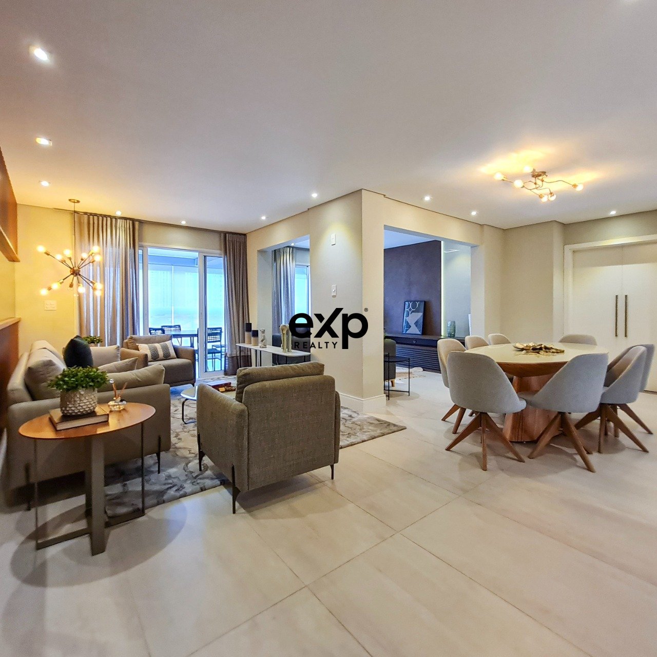 Ampla Sala em 3 ambientes - Edificio Floriano - Centro de Piracicaba