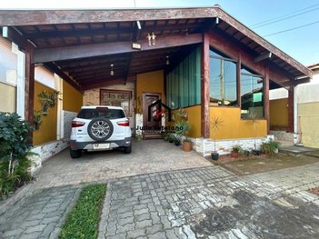 house em Rua Félix Samaha, Loteamento Ana Quirina - Pindamonhangaba - SP
