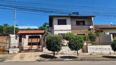 house em Avenida Luiz Langaro, Integração - Passo Fundo - RS